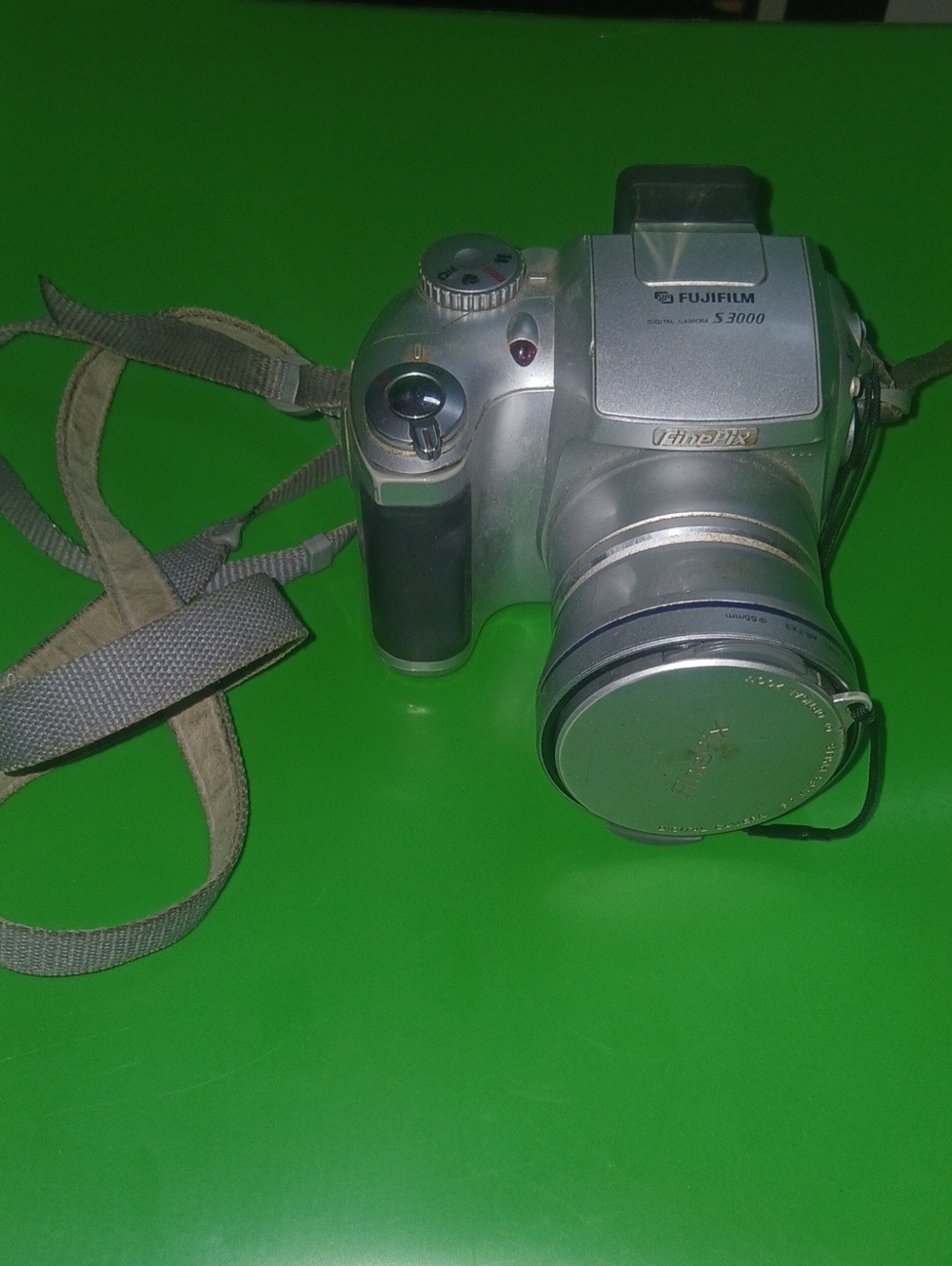 Fujifilm Silver Bridge-Style Digital Camera with Lens Cap